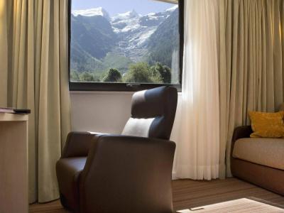 Big Sky & Spa - 4