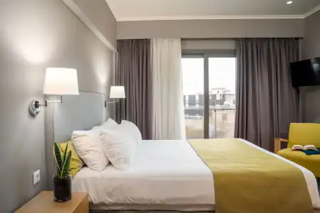Chroma Fashion Rooms & Apartments - 26
