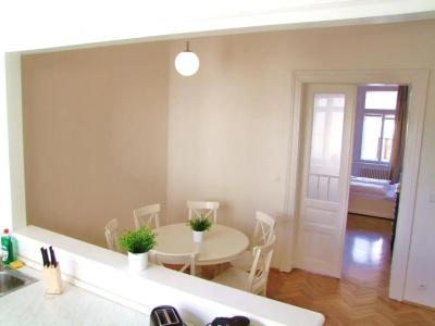 Charles Bridge Premium Apartments - 37