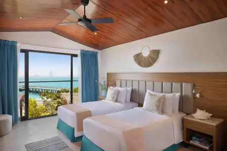Anantara World Islands Resort - 2