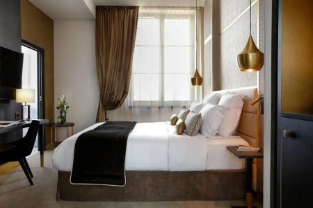 Niepce Paris, Curio Collection by Hilton - 41