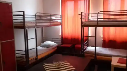 Art Hostel - 41