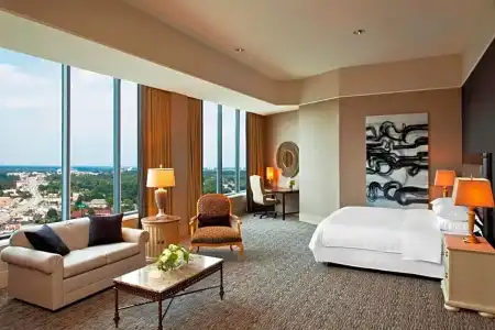 Sheraton Greensboro at Four Seasons - 57