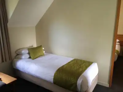 Allan Court Motel - 88