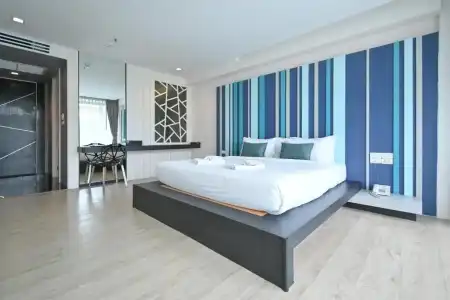@T Boutique - 180