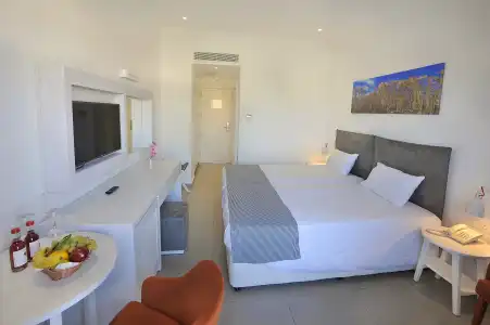 Nissiana & Bungalows - 2
