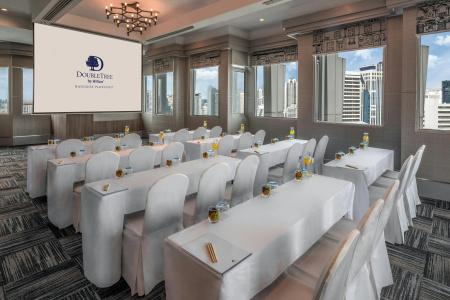 DoubleTree by Hilton Bangkok Ploenchit - 14