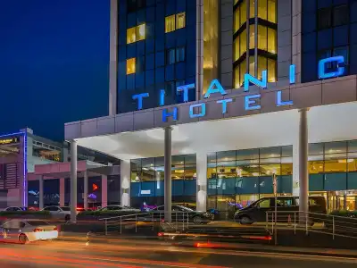 Titanic Port Bakirkoy - 37