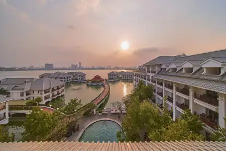InterContinental Hanoi Westlake by IHG - 35