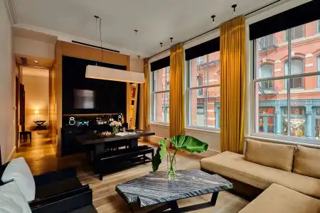 The Mercer - 6