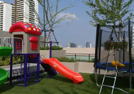 Ten Ekamai Suites Serviced Apartment - 13