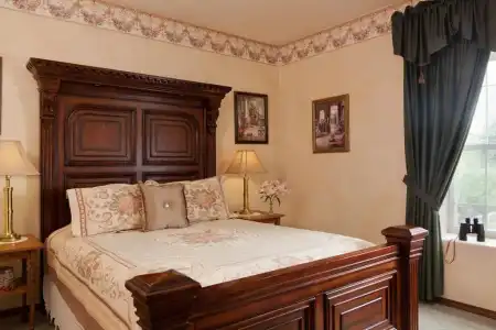 The Roosevelt Inn - 4