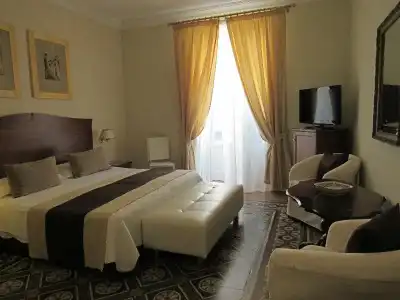 Akropolis - 42