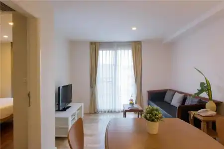 Sabai Sathorn - 108