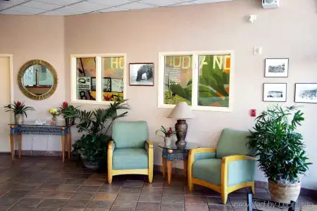 Holiday Inn Express West Los Angeles by IHG - 1