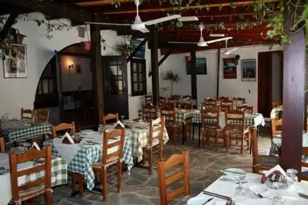 The Bunch of Grapes Inn - 5