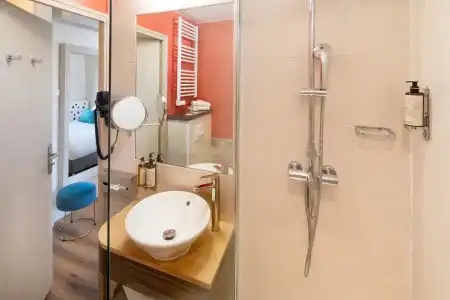 Best Western Plus La Rade - 84