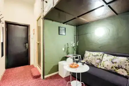 Travelto Nevskiy 98 - 2