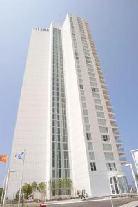 Island Luxurious Suites - 22