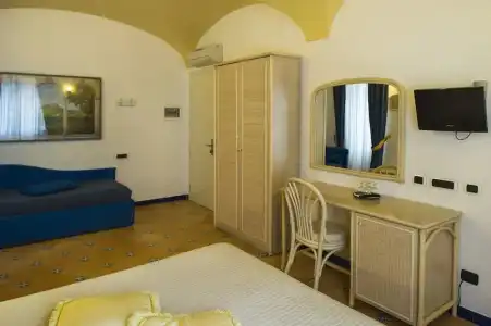 Bellevue Suite - 6