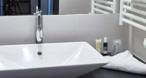Best Western Le Cheval Blanc - Vieux Port - 86