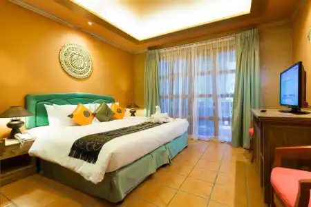 Royal Phawadee Village Patong - 7