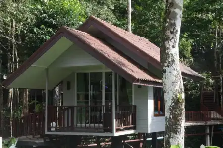 Rock And Treehouse Resort - 19