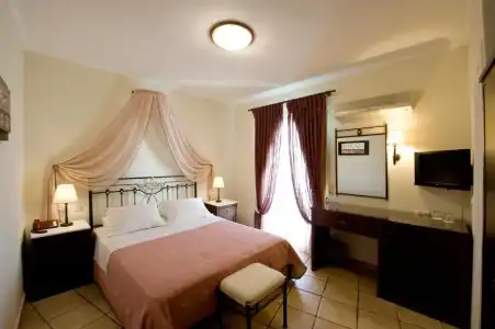 Ostria - 6