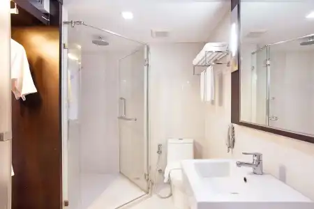 Mida Ngamwongwan - 25
