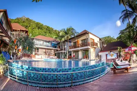 Mac Resort - 85