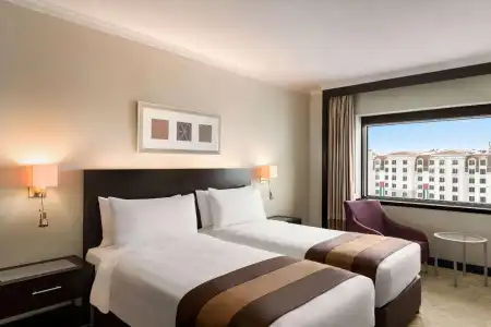 Ramada Plaza by Wyndham Deira - 36