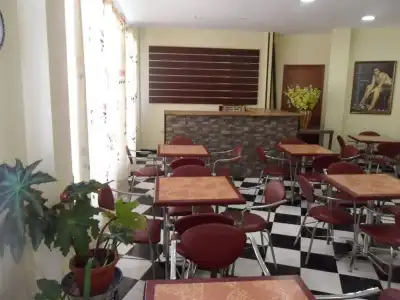 Micaela Charming Hostal - 8