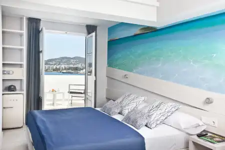 Ryans La Marina - 17