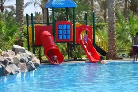 Brayka Bay Resort - 15
