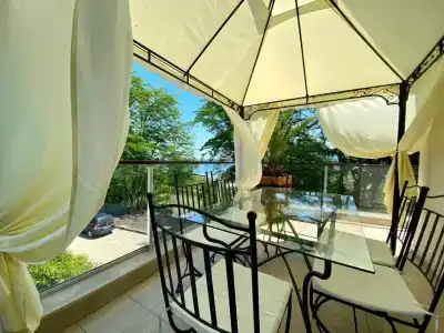 Green Paradise Deluxe Apartments - 19