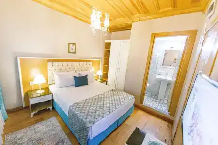 Acacia Mansion - 2