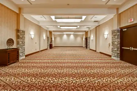 DoubleTree Fallsview Resort & Spa by Hilton Niagara Falls - 12