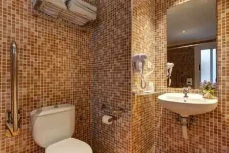 Hostal Barcelona - 7