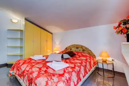 Sun Rose Apartments - 172