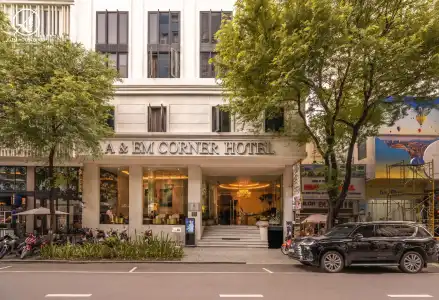 A&EM Saigon - 0