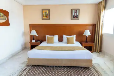 Tunis Grand - 64