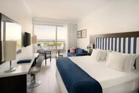 Grecian Sands - 102