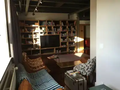 Base Guesthouse by Keflavik Airport - 3