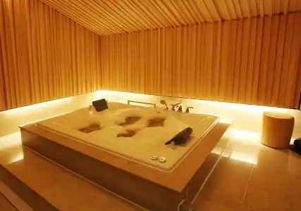 Skypark Central Myeongdong - 11