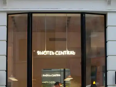 9Central - 30