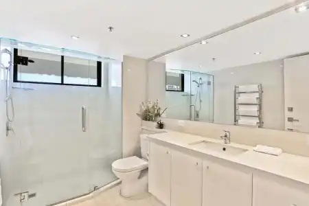 De Ville Apartments - 275