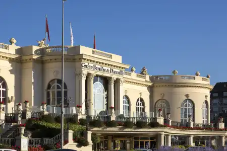 Hôtel Barrière Le Royal Deauville - 37