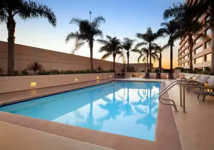 The Westin Los Angeles Airport - 12