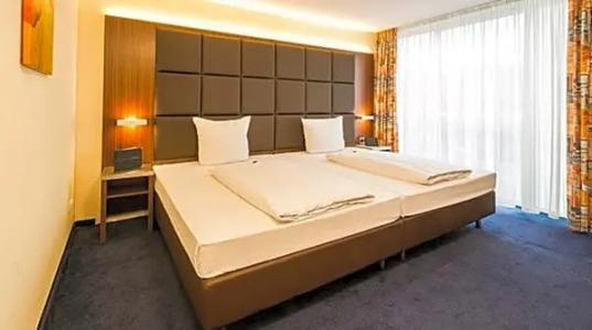 PANORAMA in Neustadt an der Weinstraße - 57