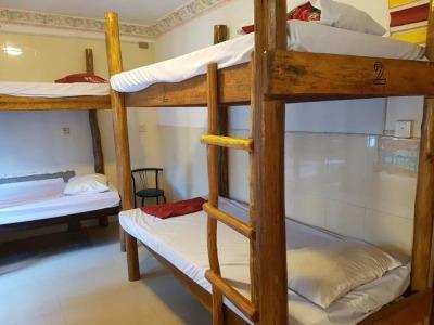 Invito Guesthouse - 4